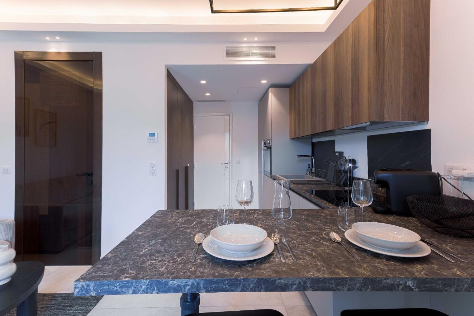Charlie - Bd De Lorraine Apartment Cannes
